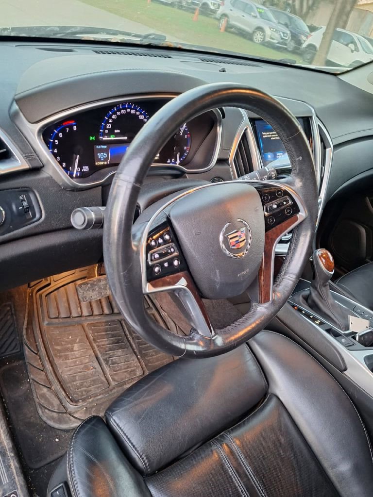 Used 2015 Cadillac SRX Luxury w/ Driver Awareness Package image 2