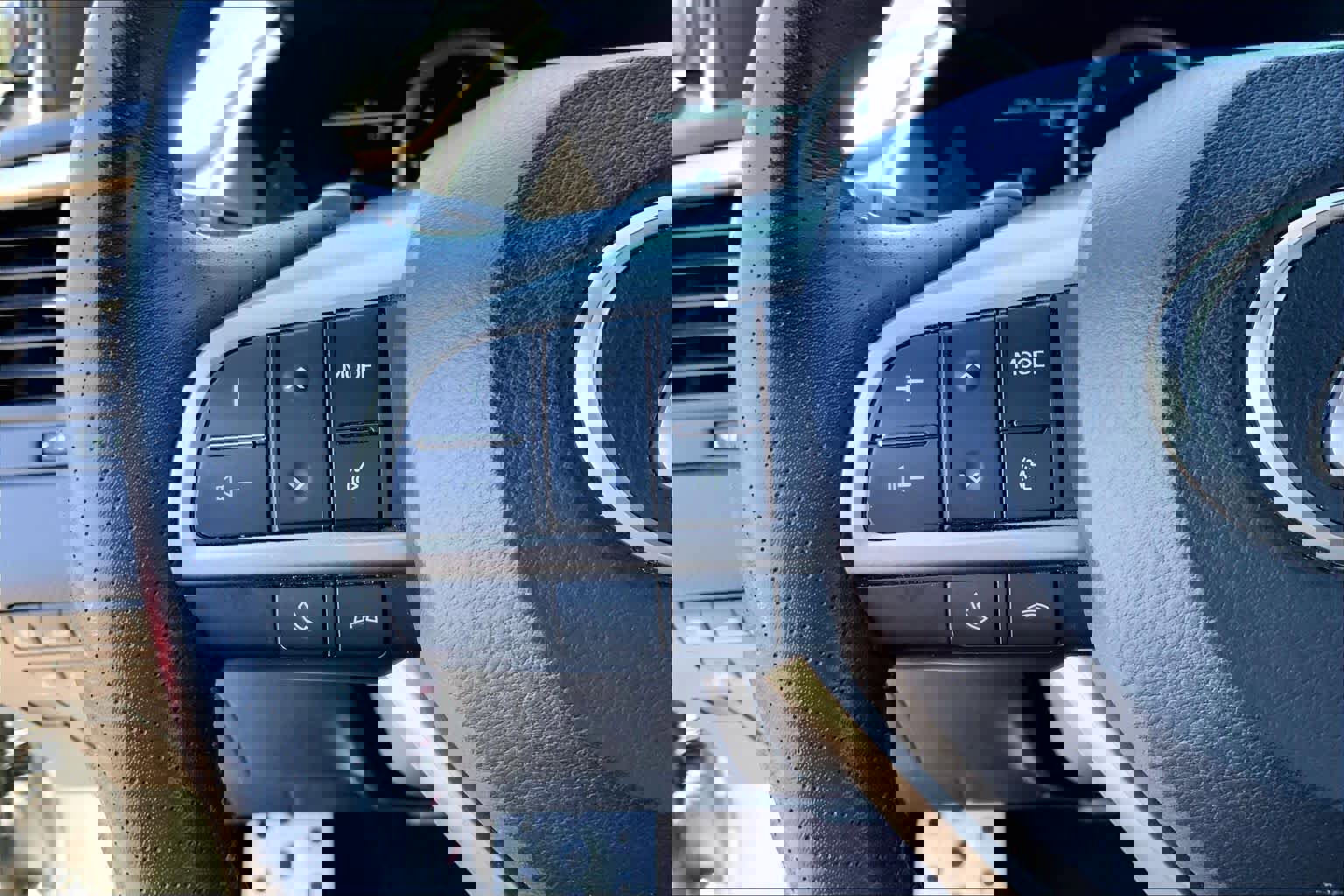 Used 2022 Lexus RX 350 F Sport w/ Accessory Package image 23