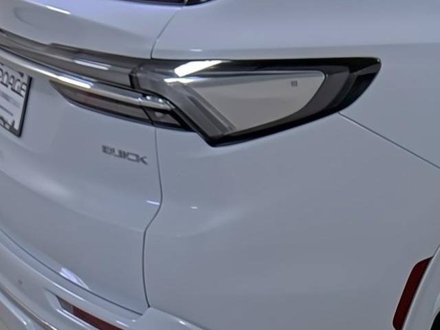 New 2027 Buick Enclave Avenir w/ LPO, Floor Liner Package AWD/4WD image 13