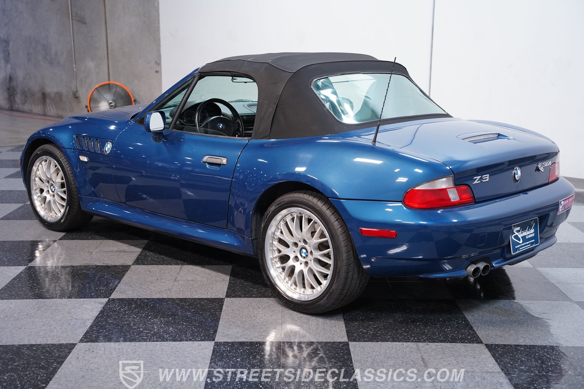 Used 2001 BMW Z3 3.0i RWD image 7