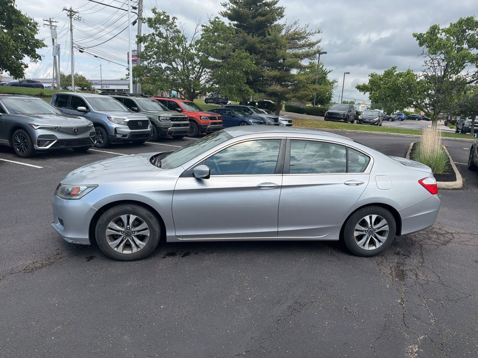 Used 2014 Honda Accord LX image 2