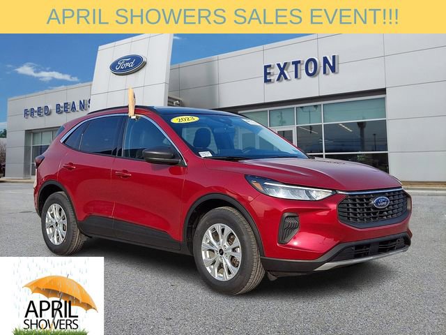 Used 2023 Ford Escape Active w/ Tech Pack #1 AWD/4WD image 1