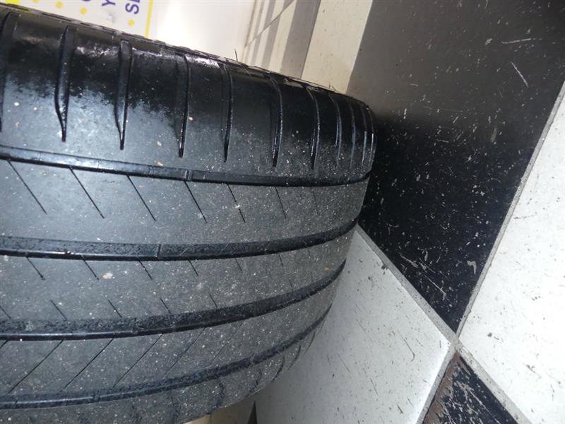 Used 2018 Porsche Macan Turbo image 41