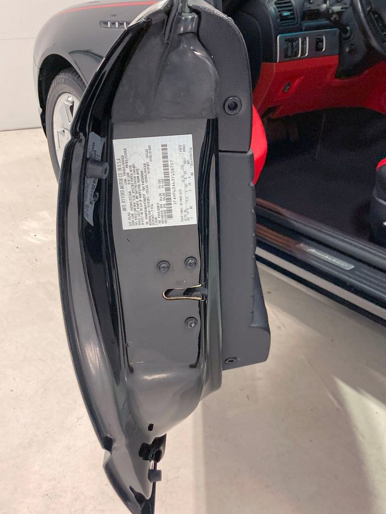 Used 2003 Ford Thunderbird image 51