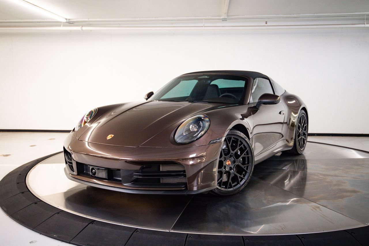 Certified 2026 Porsche 911 Targa 4S AWD/4WD image 1