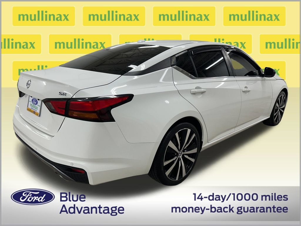 Used 2022 Nissan Altima 2.5 SR FWD image 3