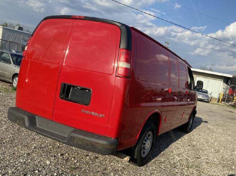 Used 2007 Chevrolet Express 3500 RWD image 3