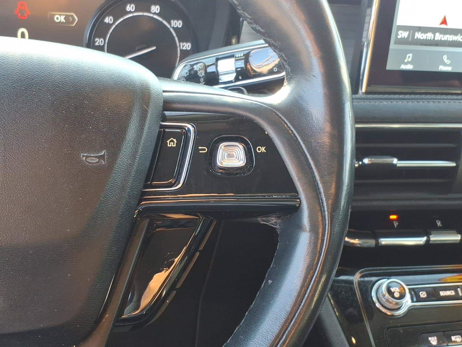 Used 2022 Lincoln Corsair AWD w/ Premium Package image 20