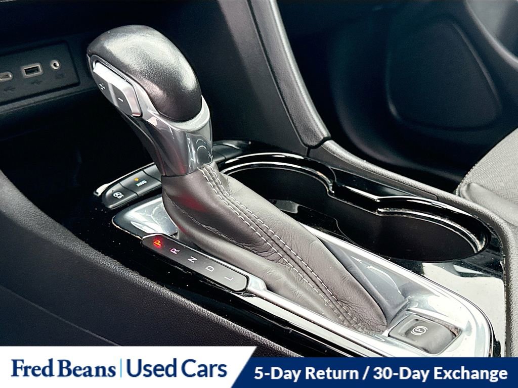 Used 2022 Buick Encore GX Preferred w/ Cold Weather Comfort Package image 18