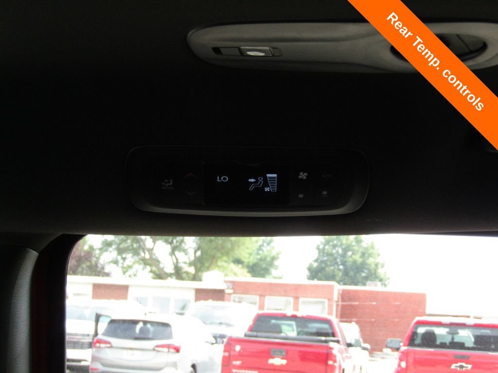 New 2027 Chrysler Pacifica Select FWD image 17