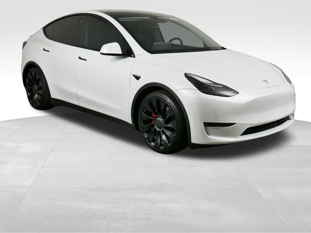 Used 2022 Tesla Model Y Performance AWD/4WD image 2