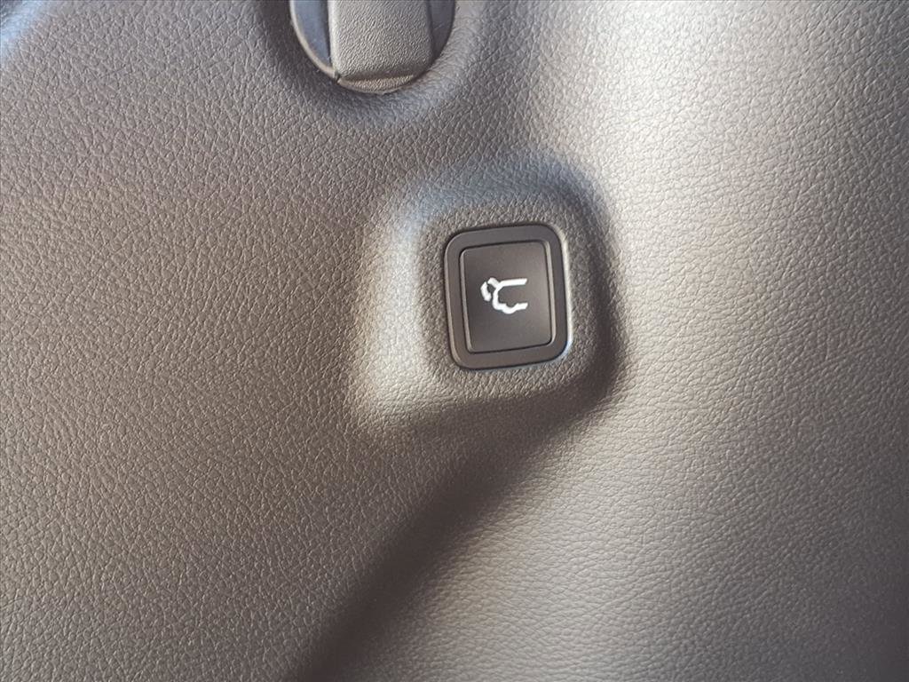 New 2025 Jeep Compass Latitude w/ Convenience Group image 29