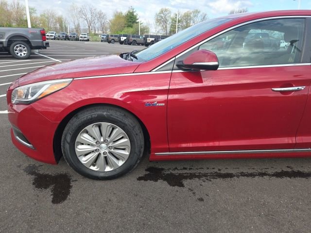 Used 2016 Hyundai Sonata SE FWD image 13