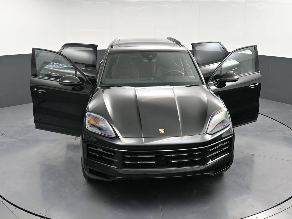 New 2026 Porsche Cayenne S image 33