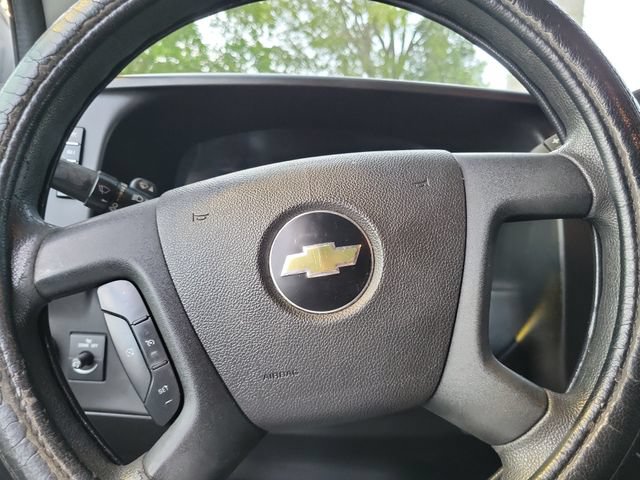 Used 2020 Chevrolet Express 2500 Extended w/ Driver Convenience Package RWD image 27