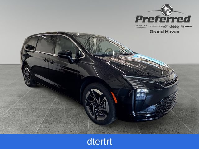 New 2027 Chrysler Pacifica Limited w/ Trailer Tow Group FWD image 1