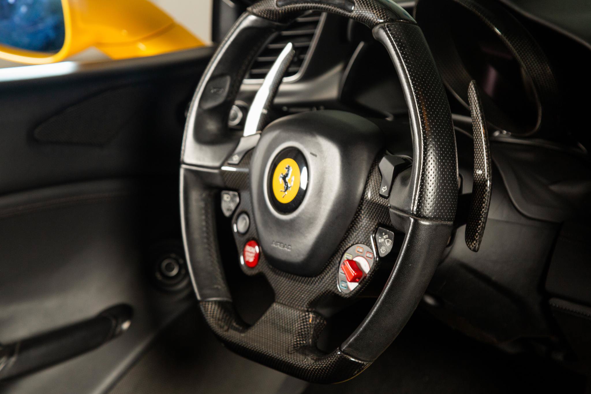 Used 2016 Ferrari 488 GTB RWD image 36