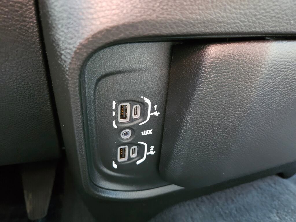 Used 2022 RAM 3500 Big Horn w/ Cold Weather Group AWD/4WD image 26