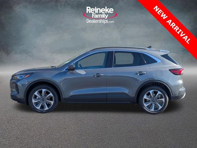 Used 2025 Ford Escape Platinum image 9