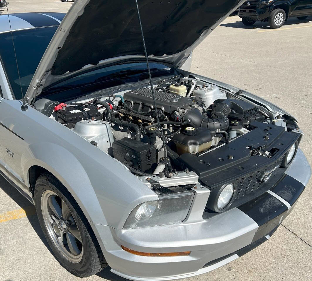 Used 2008 Ford Mustang GT image 27