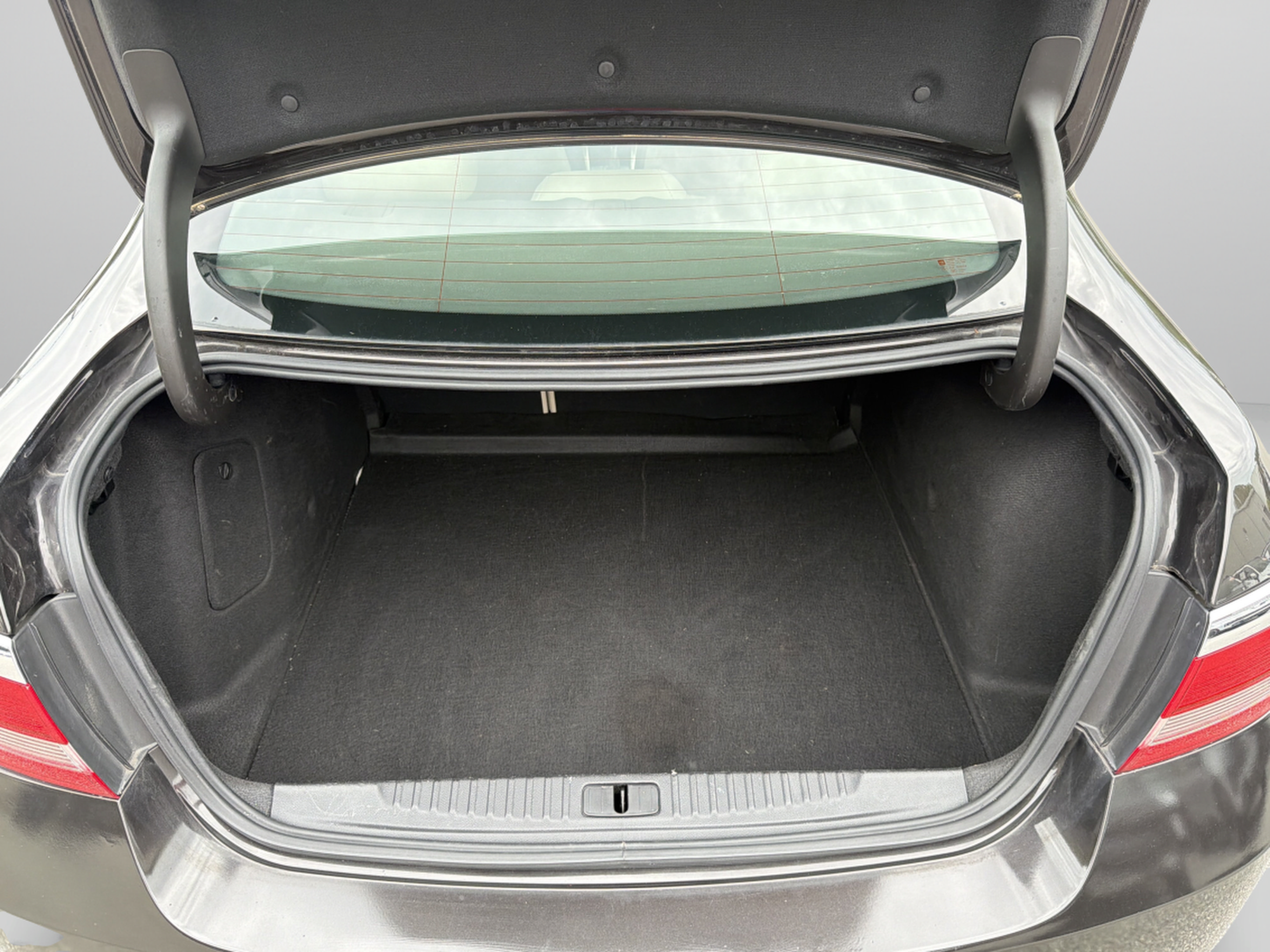 Used 2016 Buick Verano FWD image 11