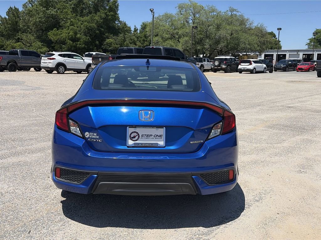 Used 2017 Honda Civic Touring image 6