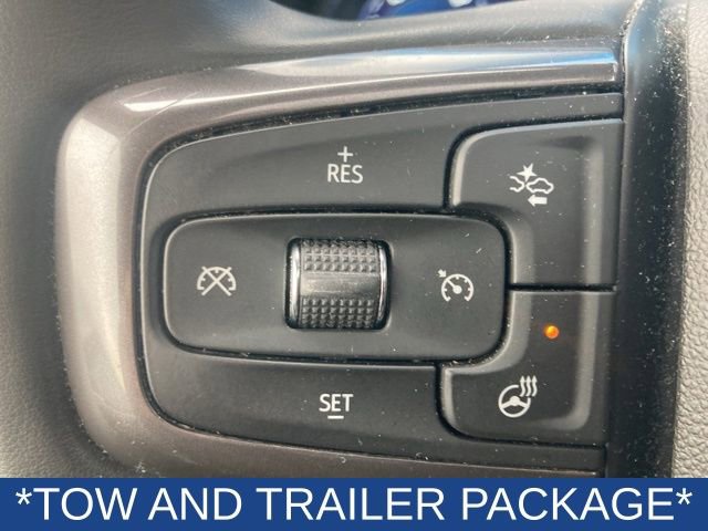 Used 2023 Chevrolet Suburban RST w/ Luxury Package image 18