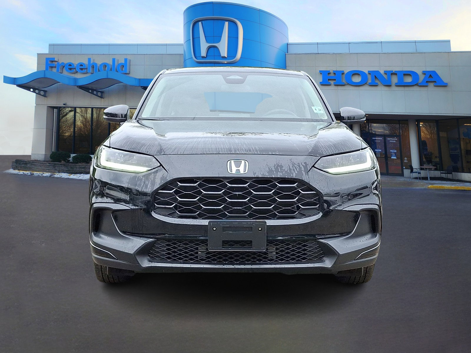 Certified 2023 Honda HR-V LX image 2