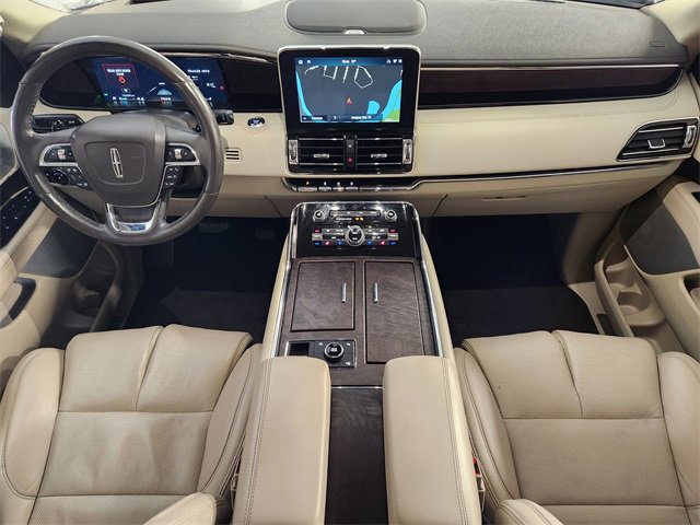 Used 2020 Lincoln Navigator Reserve w/ Luxury Package image 4