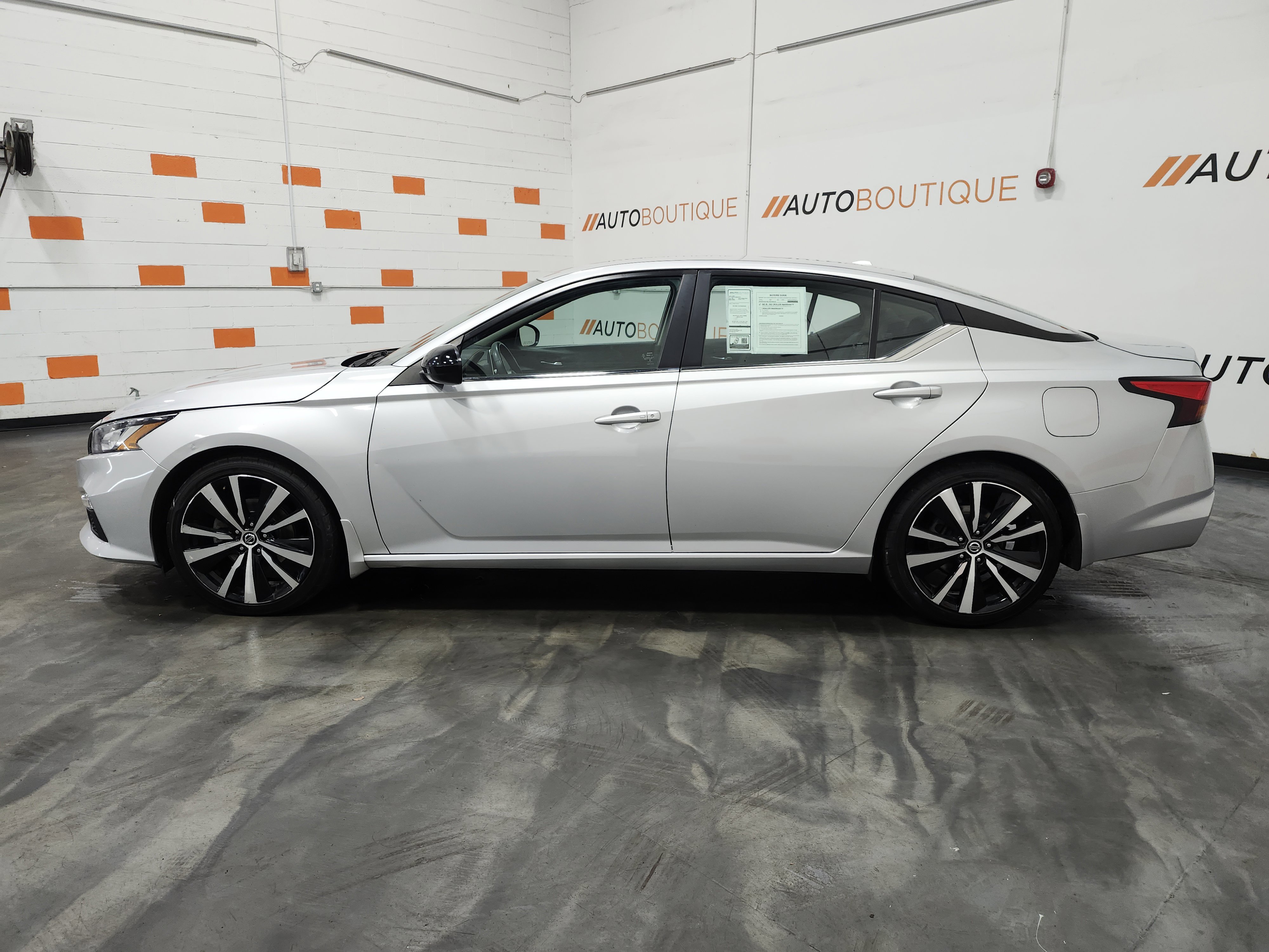 Used 2021 Nissan Altima 2.5 SR image 12