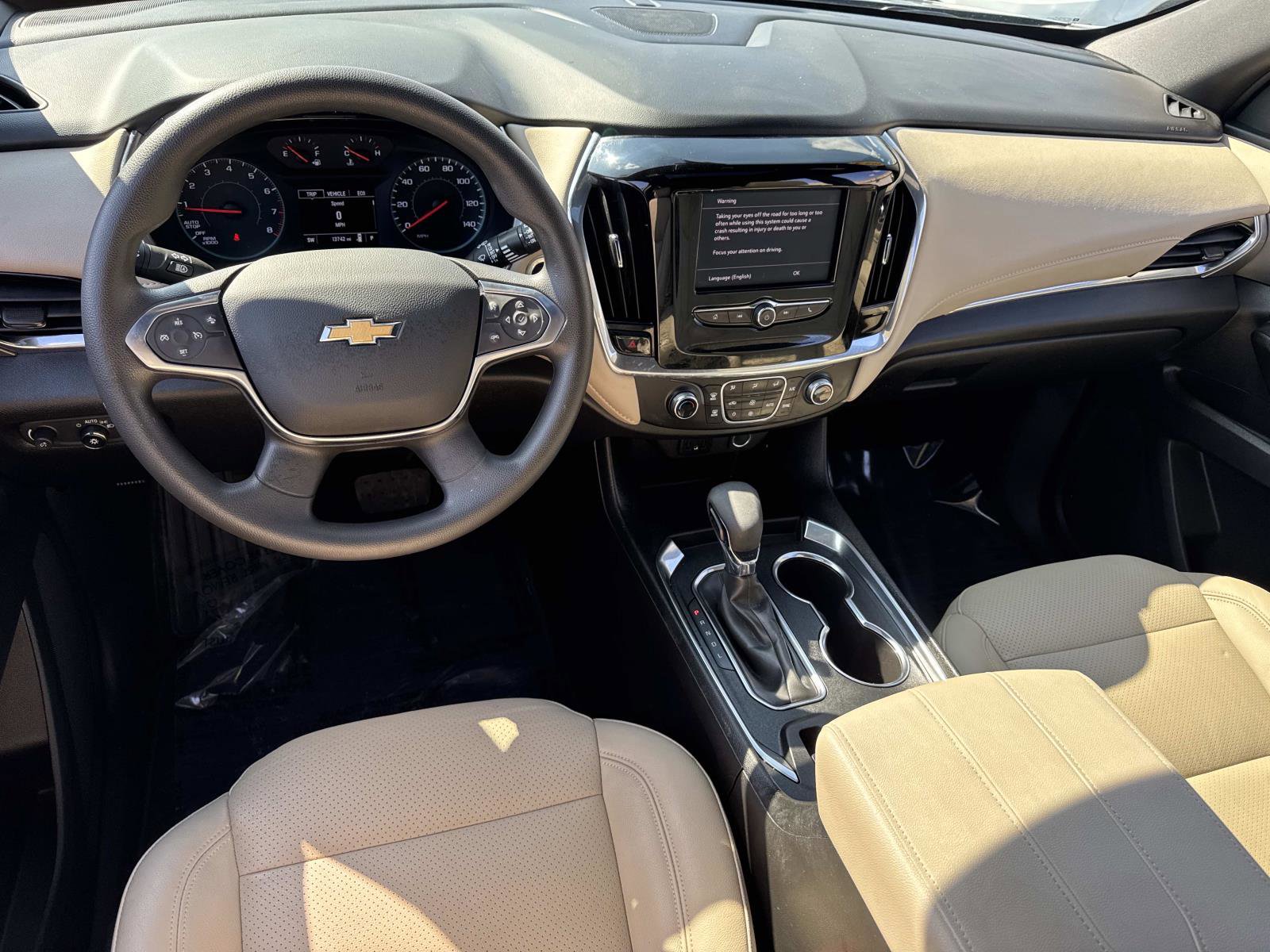 Used 2023 Chevrolet Traverse LS video 2