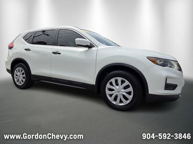 Used 2017 Nissan Rogue S image 7