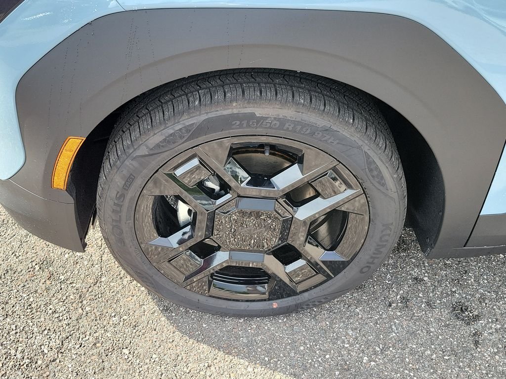 New 2027 Kia EV3 Wind FWD image 35