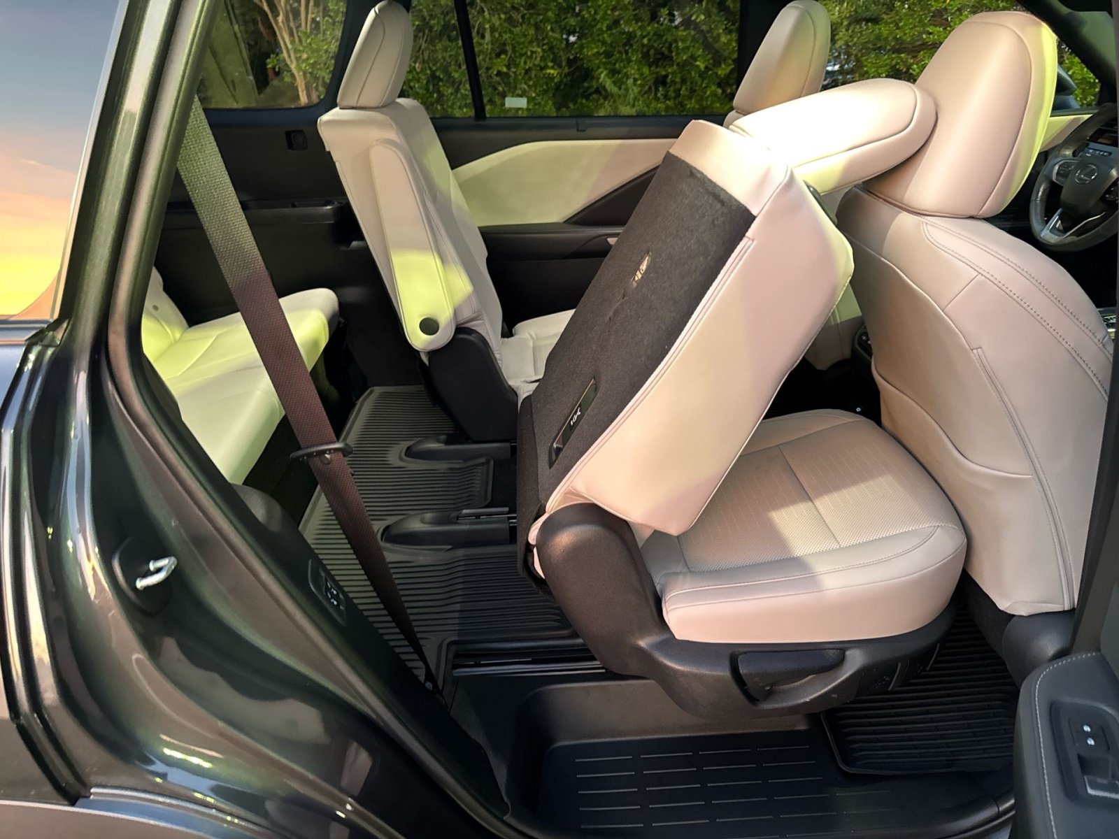 Used 2024 Lexus TX 350 AWD w/ Captains Chair Package image 32