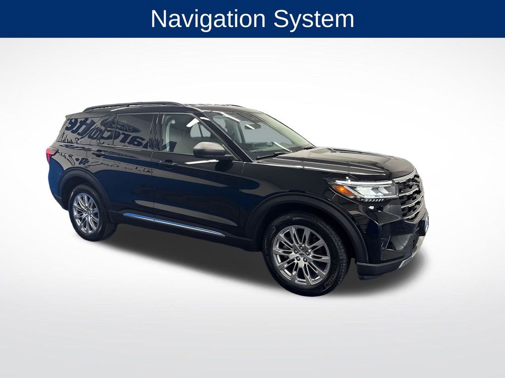 Certified 2025 Ford Explorer Active w/ Active Comfort Package AWD/4WD image 3