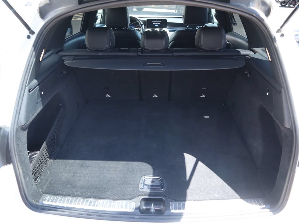 Used 2020 Mercedes-Benz GLC 300 image 12