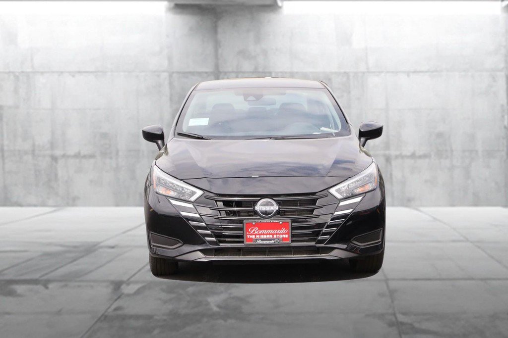 New 2025 Nissan Versa SV w/ Trunk Package image 4