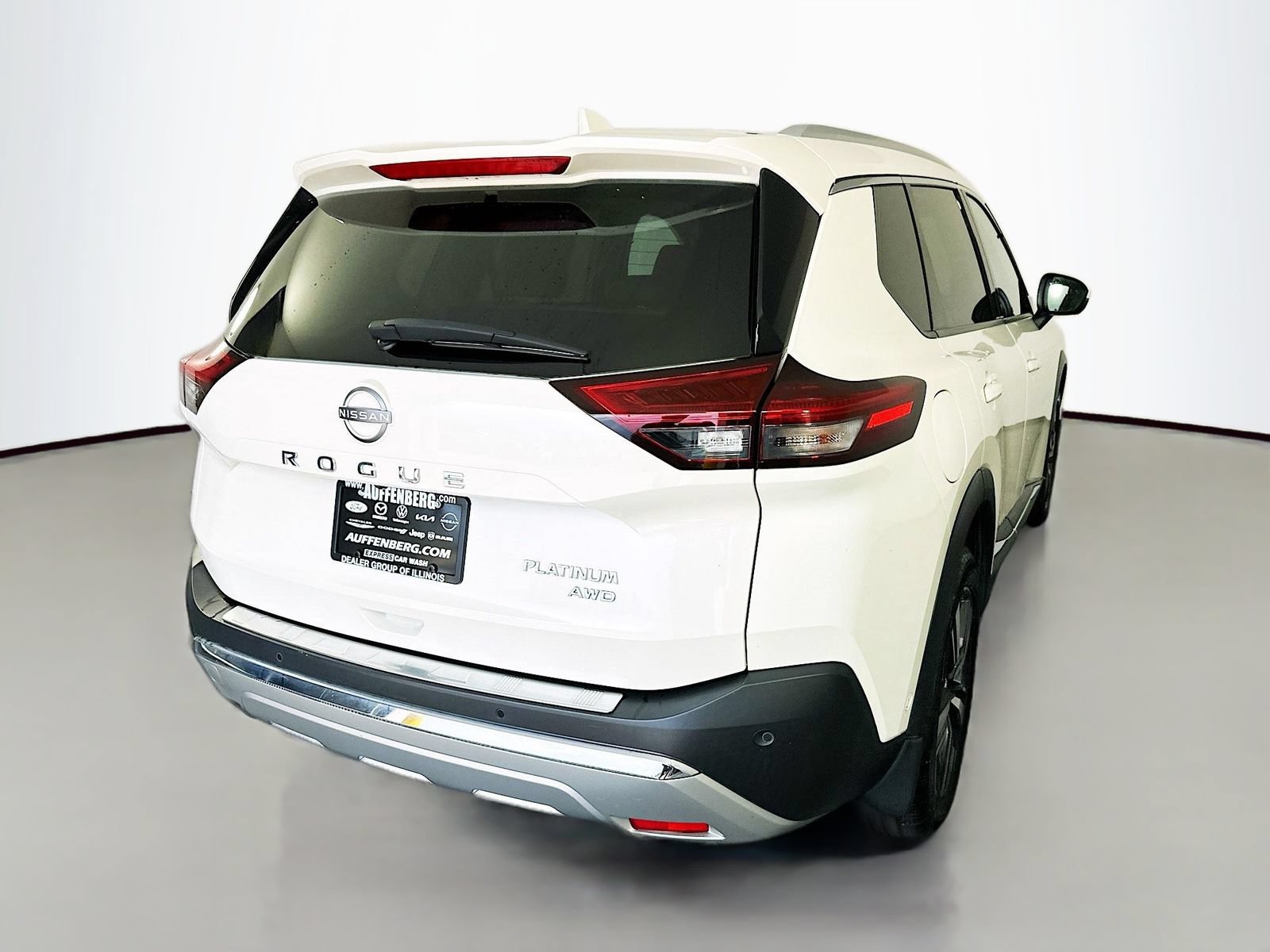 Certified 2023 Nissan Rogue Platinum w/ Platinum Premium Package AWD/4WD image 7