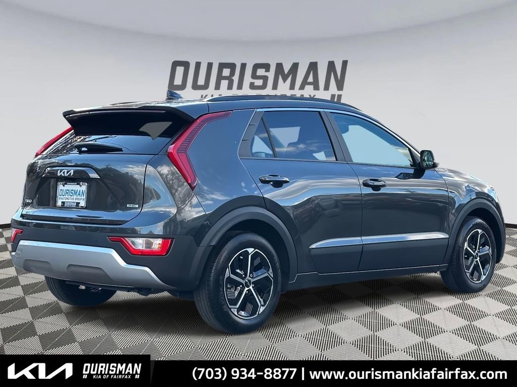Used 2024 Kia Niro EX w/ EX Cold Weather Package image 27