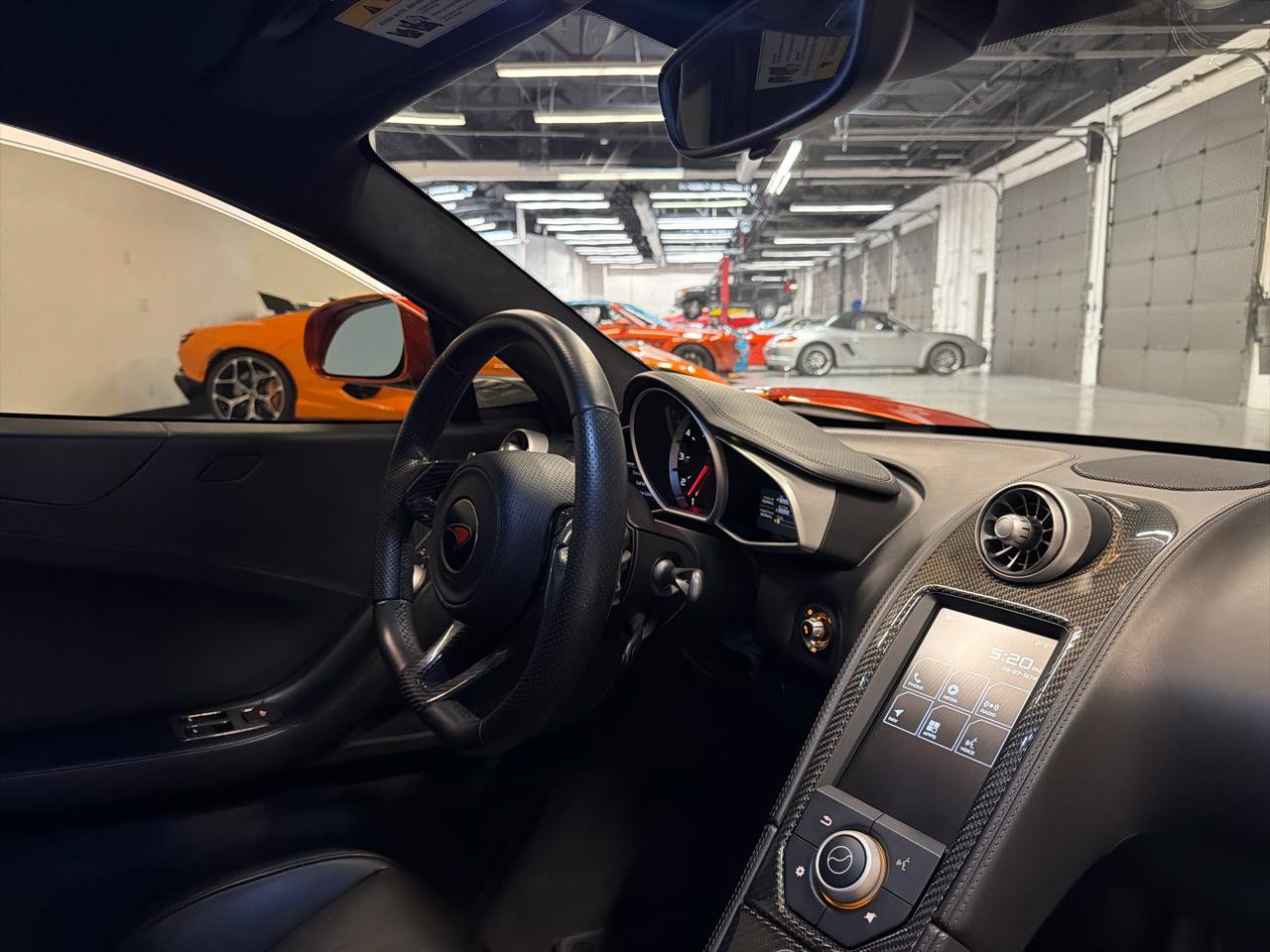 Used 2012 McLaren MP4-12C Coupe RWD image 32