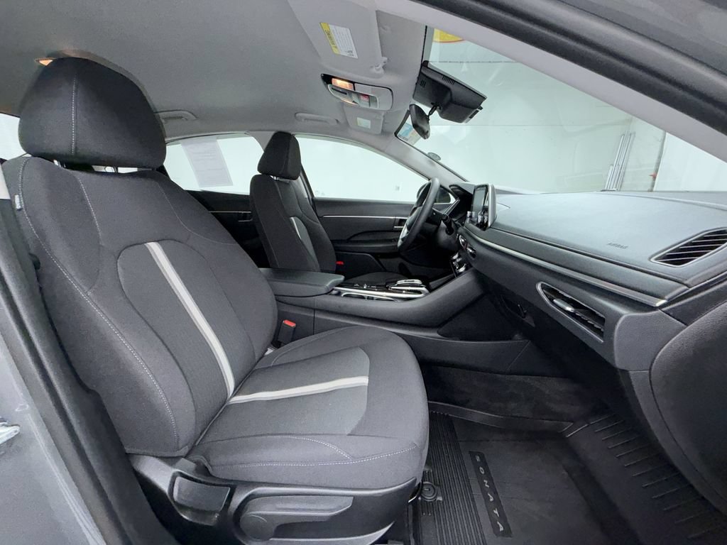 Used 2022 Hyundai Sonata SEL w/ Winter Weather Package FWD image 18