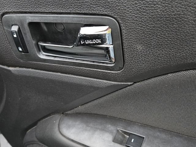 Used 2010 Ford Fusion SE FWD image 31