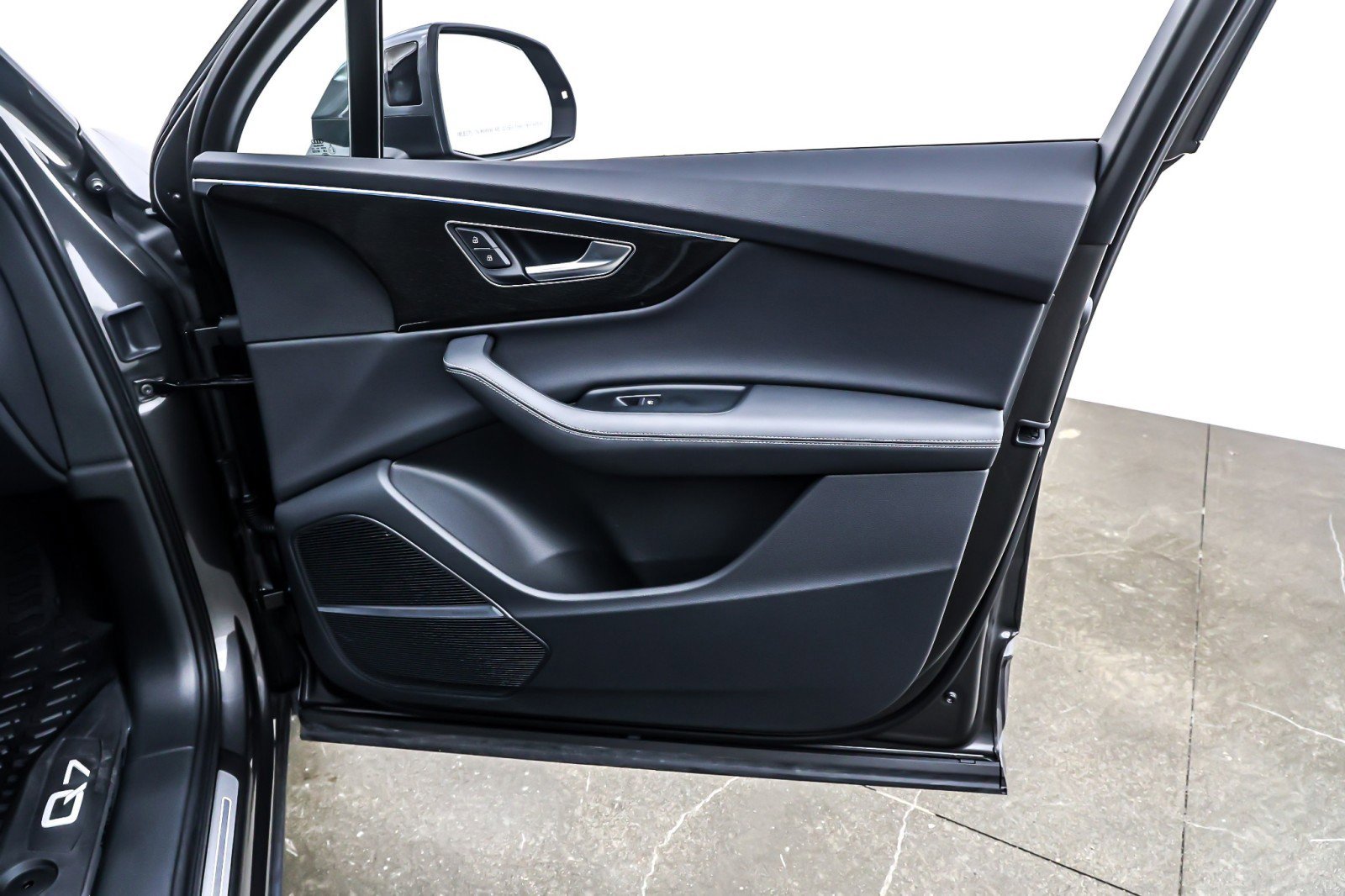 Used 2025 Audi Q7 3.0T Premium Plus w/ Premium Plus Package image 25