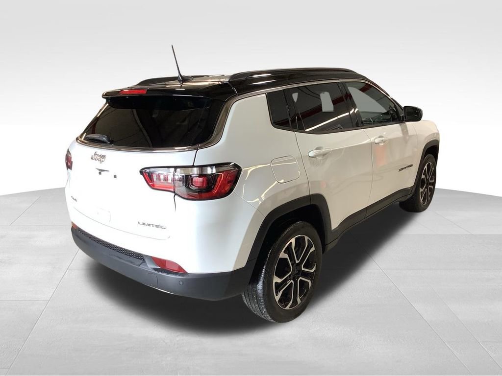 Used 2023 Jeep Compass Limited image 7