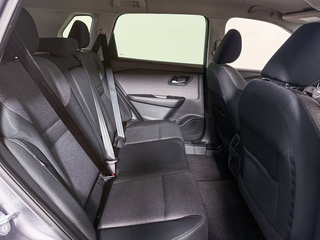 Certified 2022 Nissan Rogue SV FWD image 33