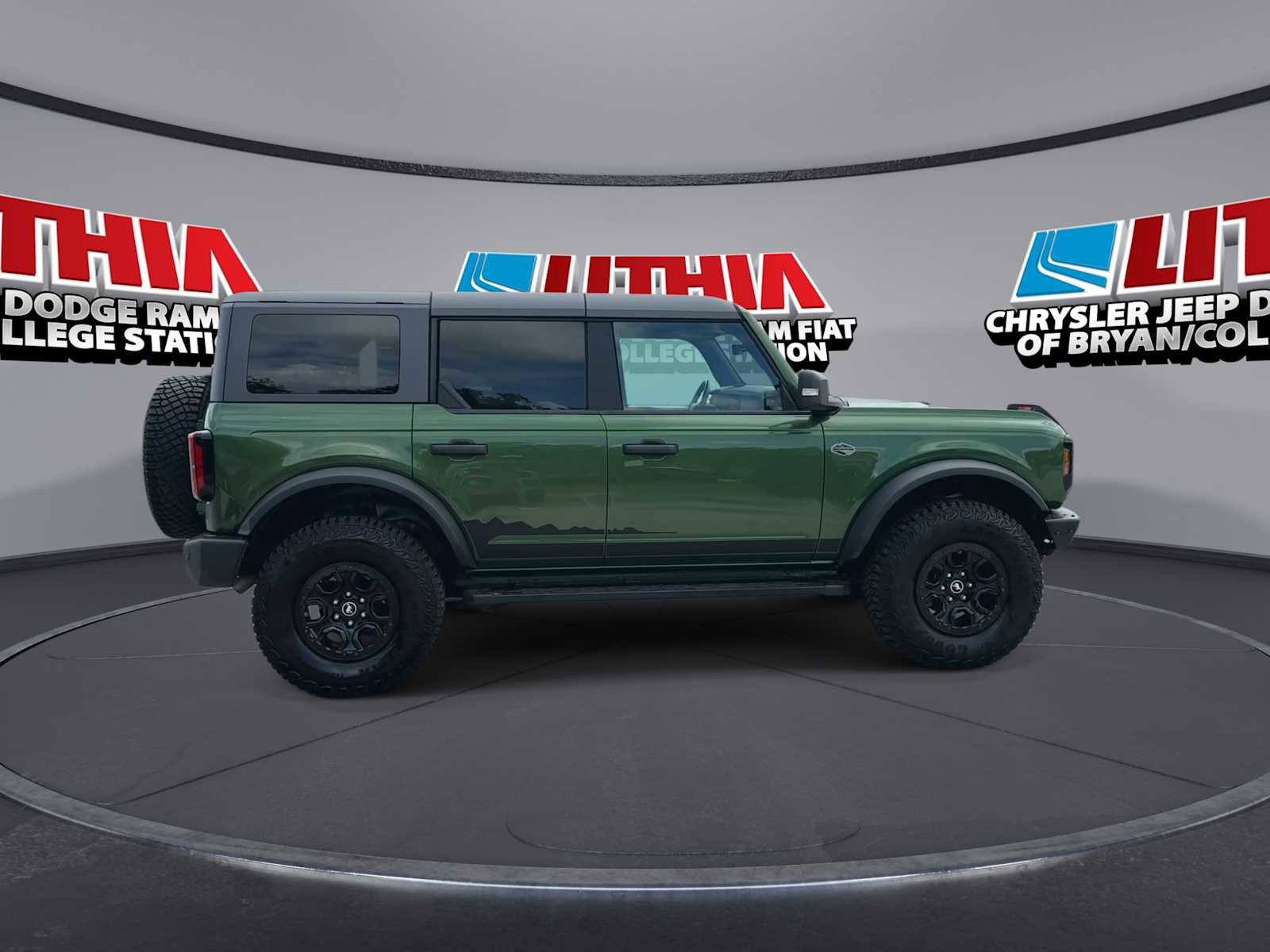 Used 2022 Ford Bronco Wildtrak AWD/4WD image 9