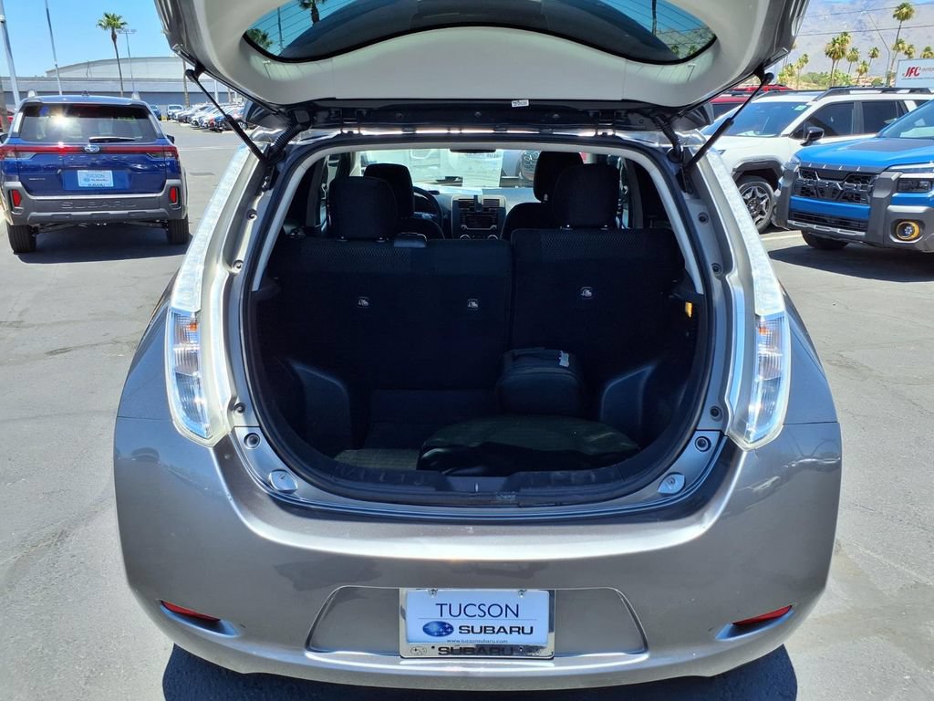 Used 2016 Nissan Leaf S FWD image 15