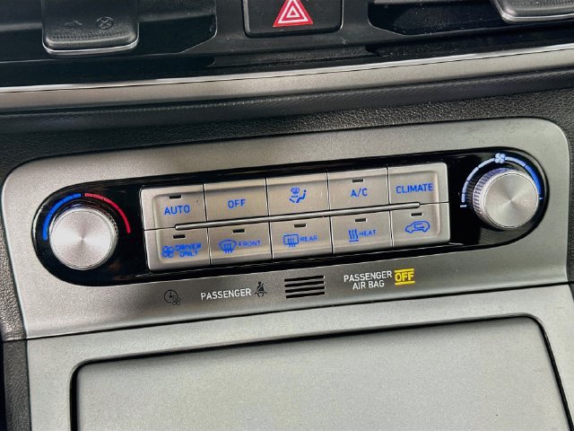 Used 2022 Hyundai Kona Limited FWD image 15
