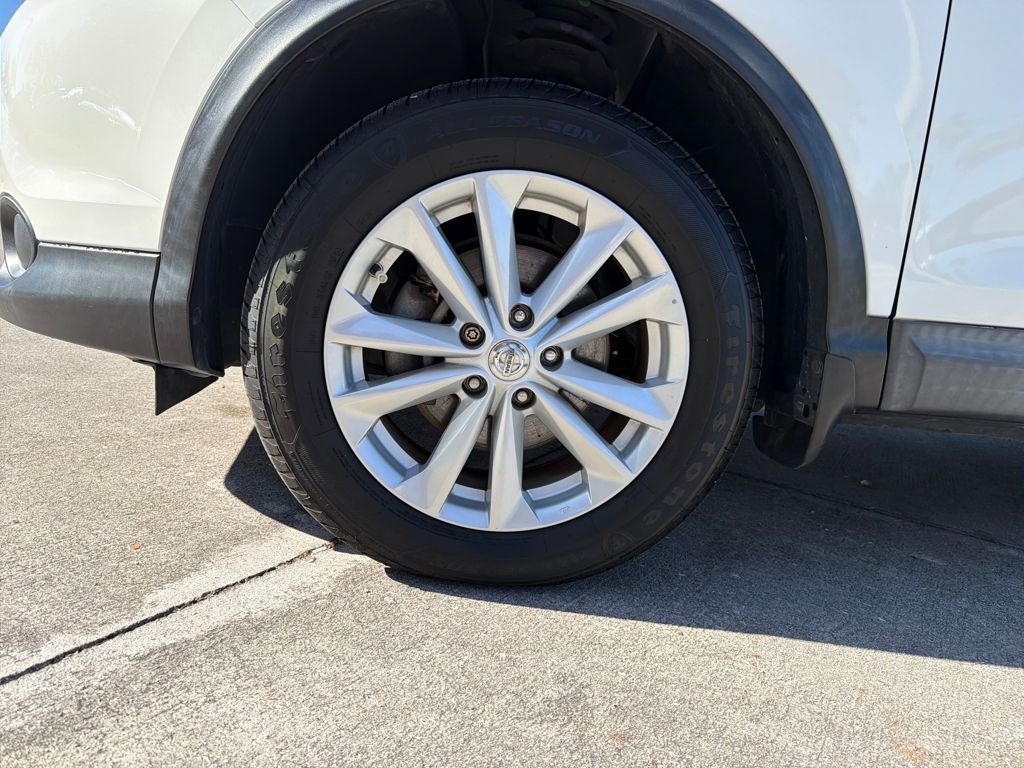 Used 2018 Nissan Rogue Sport S w/ S Appearance Package image 11