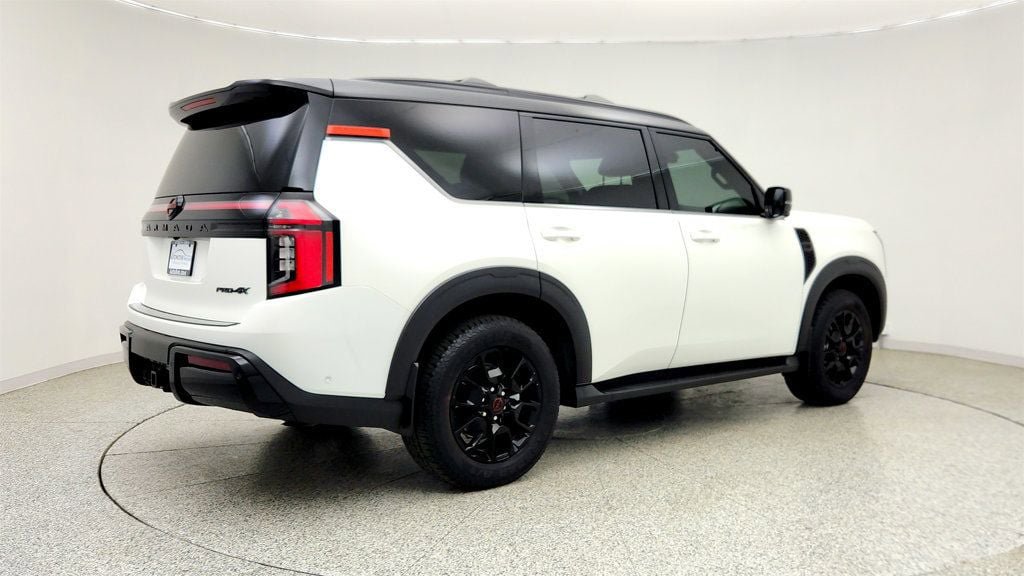 Used 2025 Nissan Armada PRO-4X w/ Pro-4X Premium Package AWD/4WD image 5